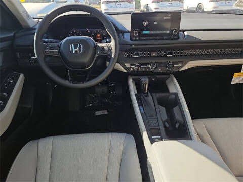 2025 Honda Accord SE