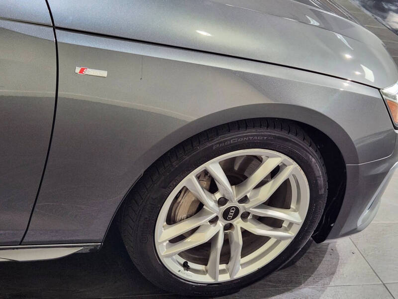 2022 Audi A4 quattro S line Prem Plus 45 TFSI