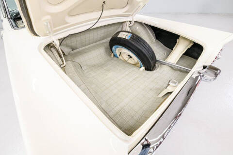 1957 Ford Thunderbird