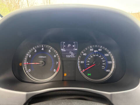 2017 Hyundai Accent SE