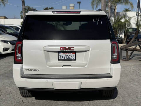 2017 GMC Yukon SLT