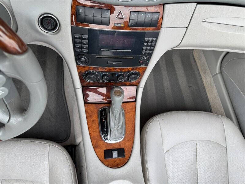 2005 Mercedes-Benz CLK CLK 320