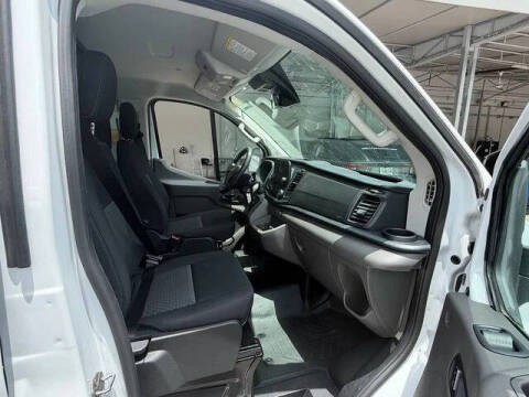 2025 Ford Transit