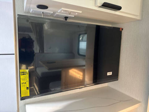 2027 Winnebago Micro Minnie