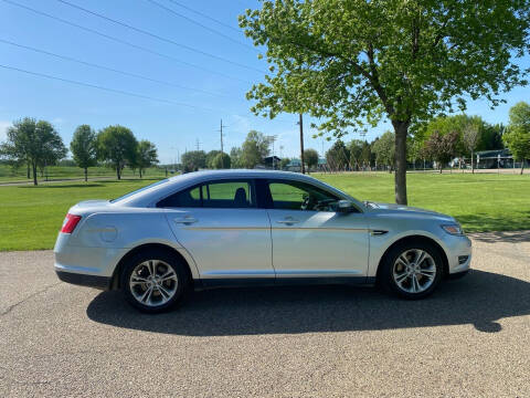 2011 Ford Taurus SEL