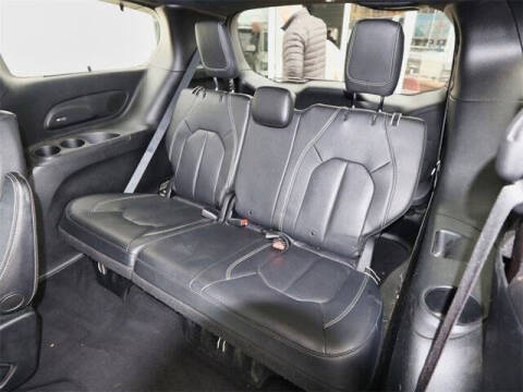 2019 Chrysler Pacifica Touring L Plus