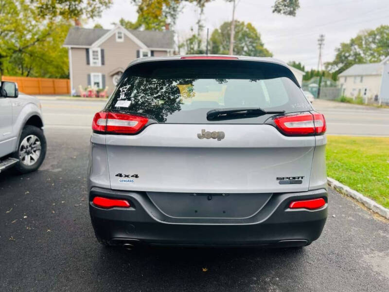 2014 Jeep Cherokee Sport