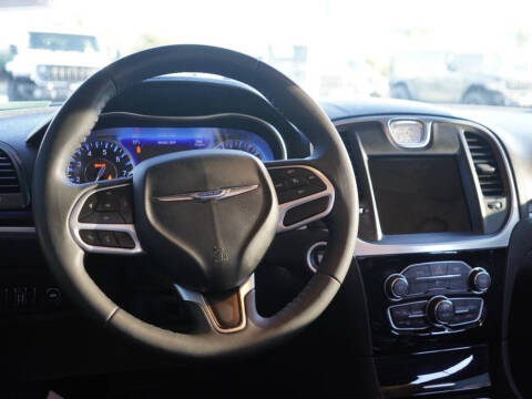 2023 Chrysler 300 Touring