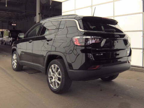 2022 Jeep Compass Latitude Lux