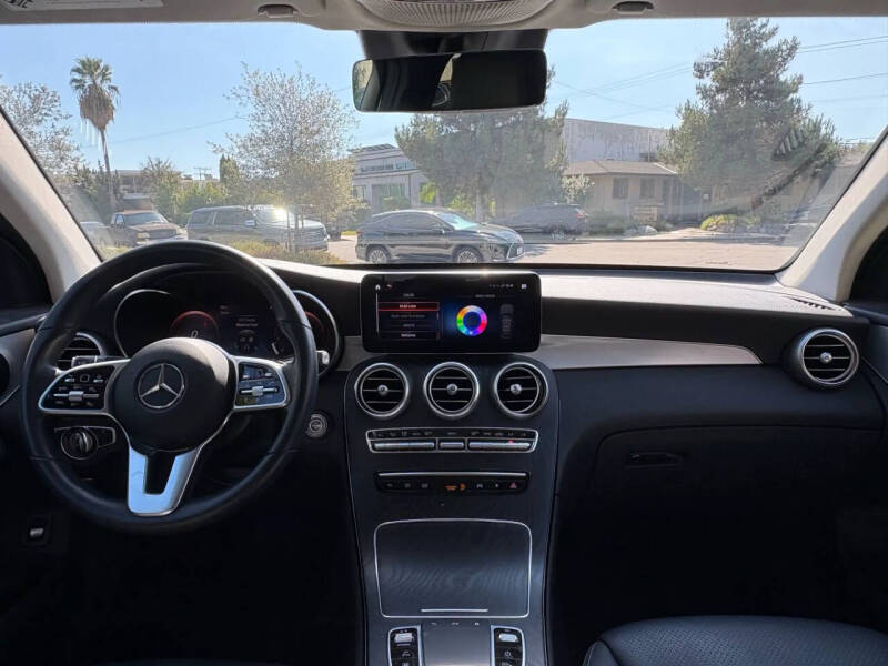 2022 Mercedes-Benz GLC GLC 300