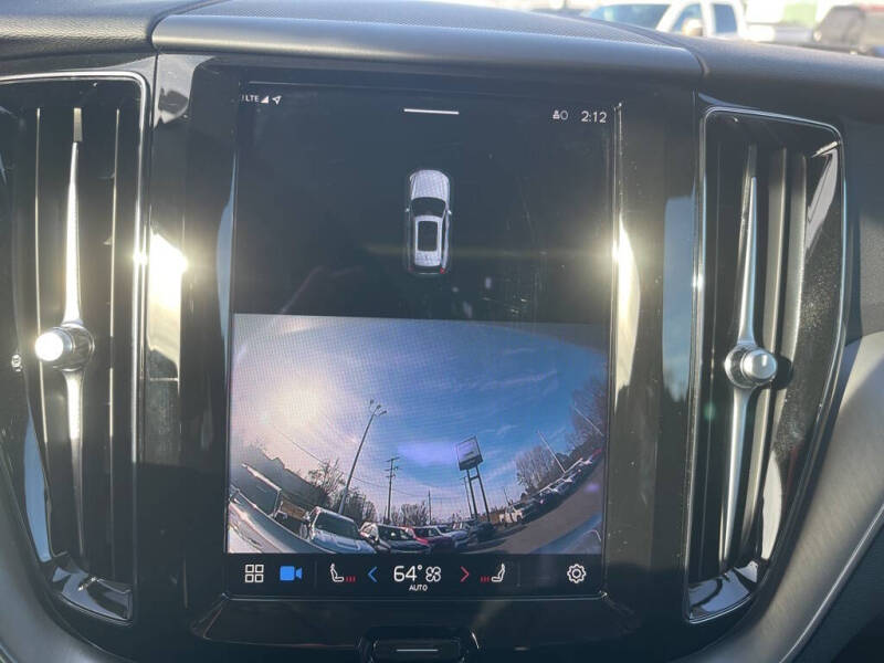 2023 Volvo XC60 B5 Core