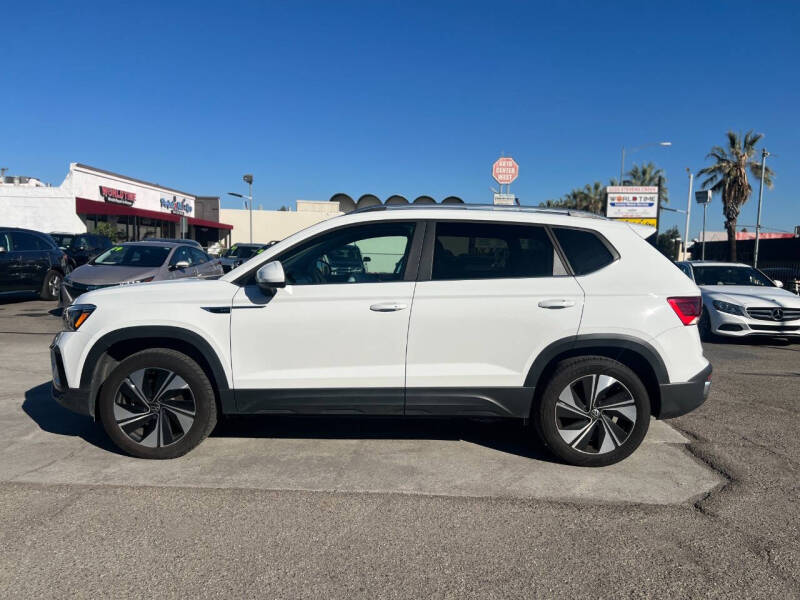 2023 Volkswagen Taos SE 4Motion