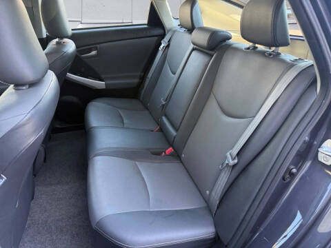 2014 Toyota Prius Plug-in Hybrid