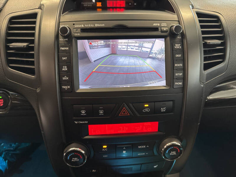 2013 Kia Sorento SX