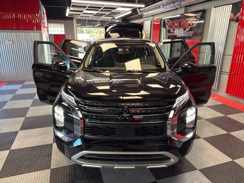 2024 Mitsubishi Outlander SE