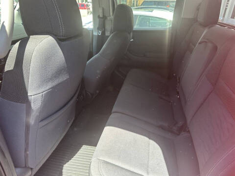 2022 Nissan Frontier SV