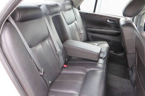 2010 Cadillac DTS Luxury Collection