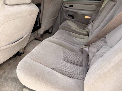 2003 Chevrolet Suburban 1500 LS