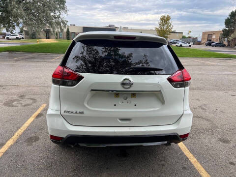 2017 Nissan Rogue S