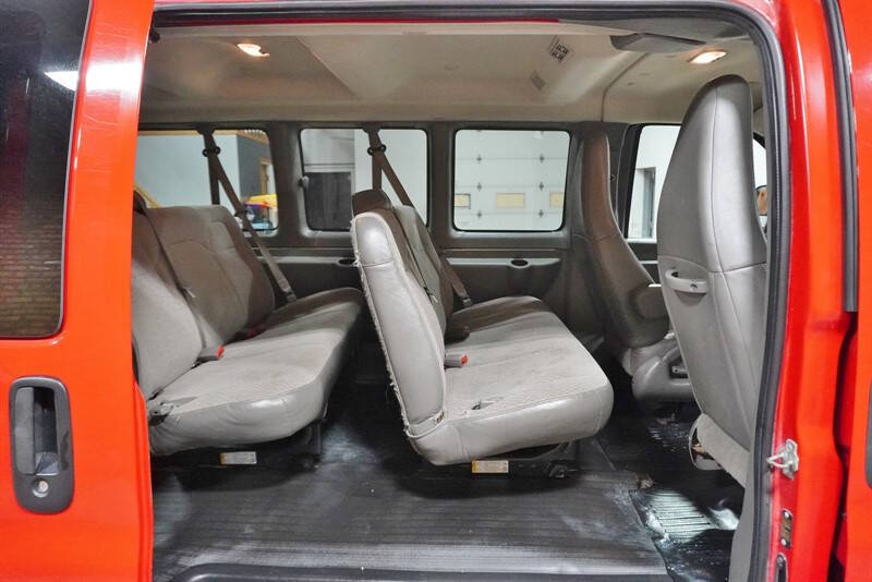 2017 GMC Savana LS 3500