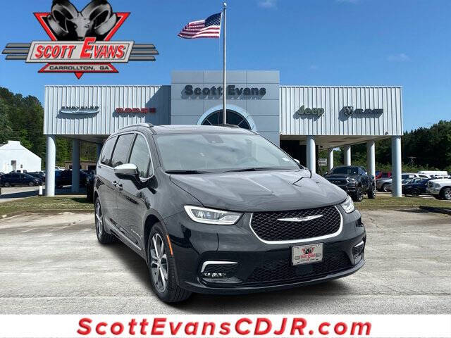 2026 Chrysler Pacifica Pinnacle's photo