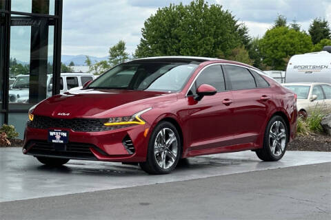 2022 Kia K5 EX