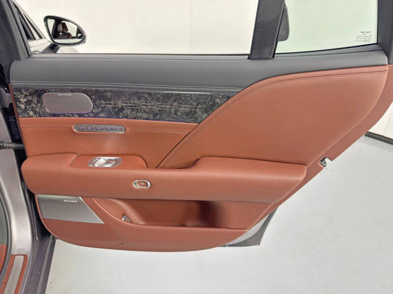 2024 Genesis G90 3.5T e-Supercharger