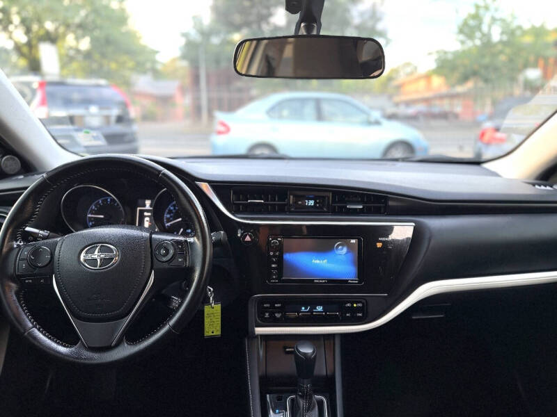 2016 Scion iM