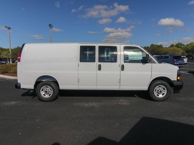 2026 GMC Savana 2500