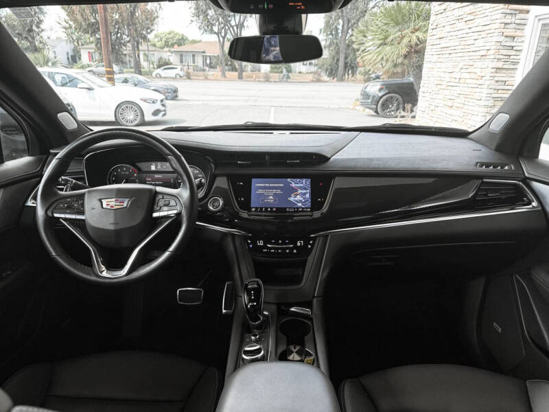 2024 Cadillac XT6 Sport