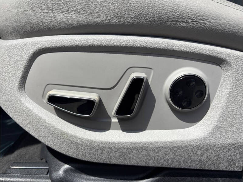 2019 Genesis G80
