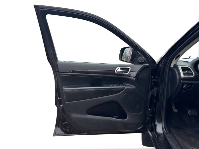 2012 Jeep Grand Cherokee Laredo