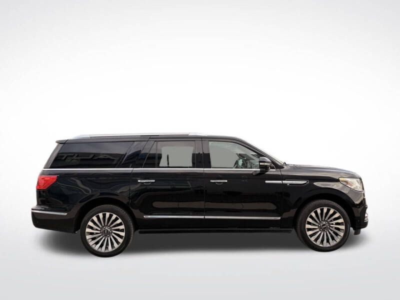 2019 Lincoln Navigator L Reserve