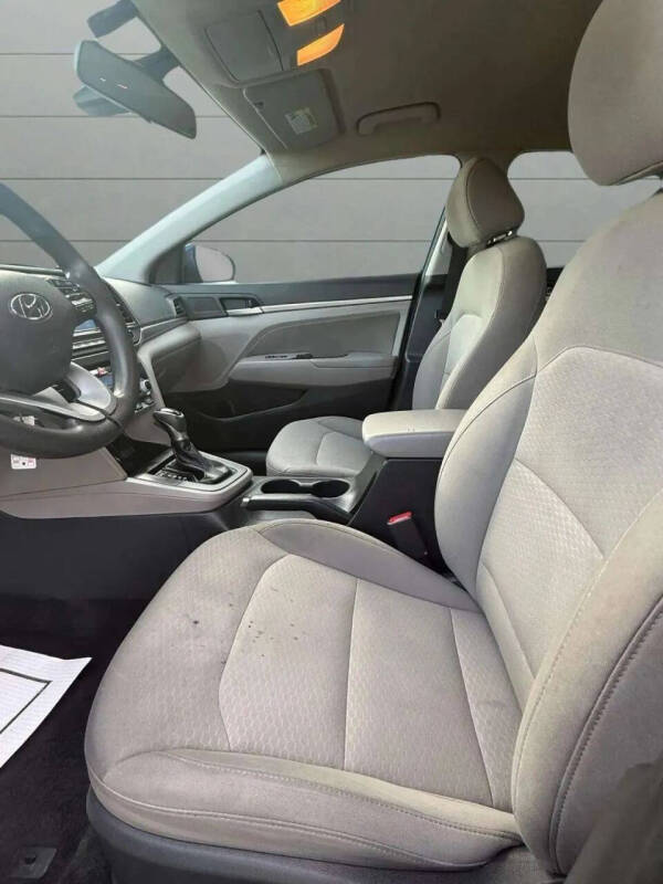 2020 Hyundai Elantra