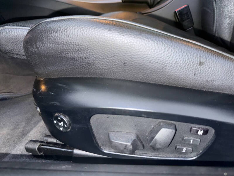 2012 BMW 3 Series 335i