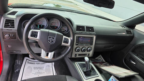 2011 Dodge Challenger SRT8 392