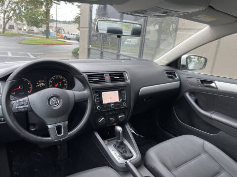 2011 Volkswagen Jetta SEL PZEV