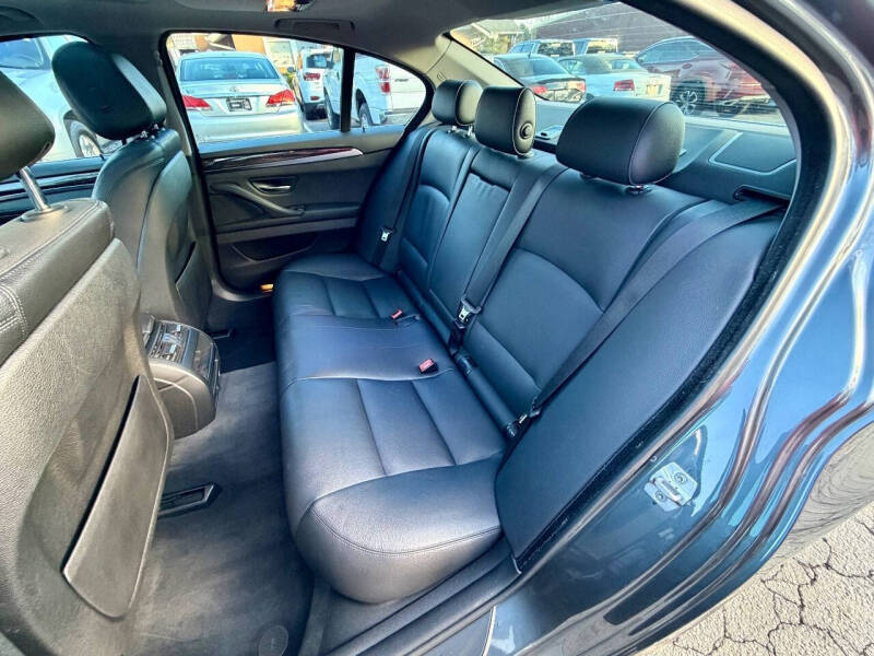 2016 BMW 5 Series 528i