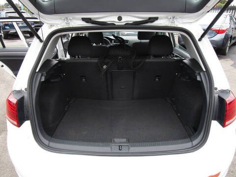 2019 Volkswagen e-Golf SE