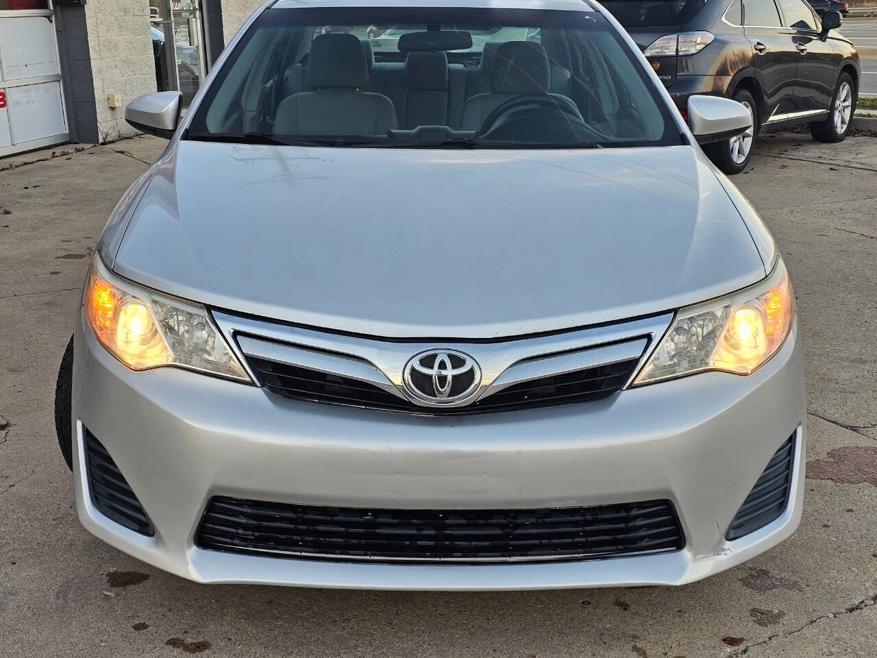 2013 Toyota Camry for sale at Quantum Auto Co in Plainfield, IL