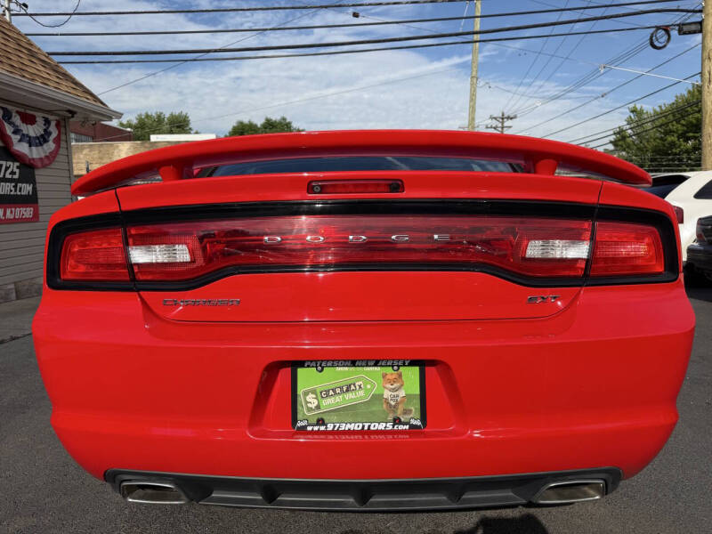 2014 Dodge Charger SXT Plus