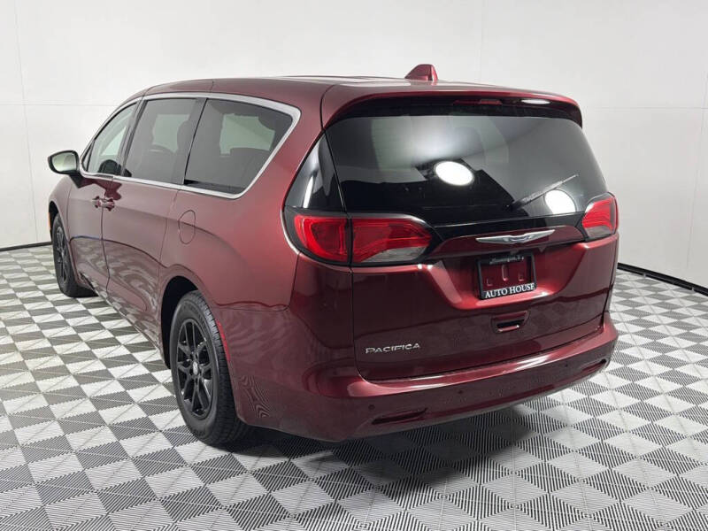 2019 Chrysler Pacifica LX