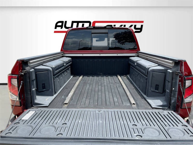 2021 Nissan Titan Platinum Reserve