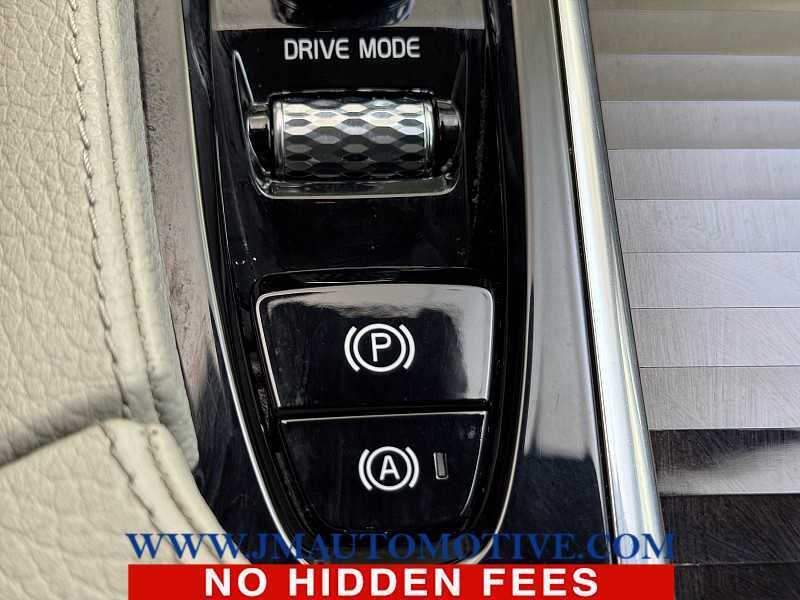 2019 Volvo XC90 T6 Momentum