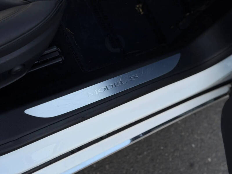 2016 Tesla Model S