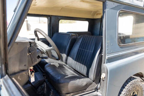 1983 Land Rover Santana
