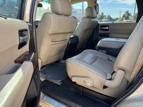 2010 Toyota Sequoia Platinum