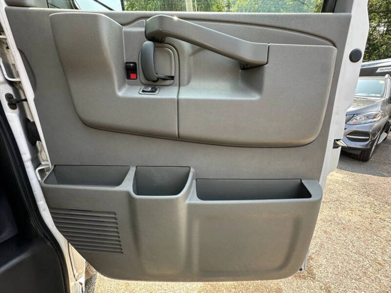 2016 Chevrolet Express 2500