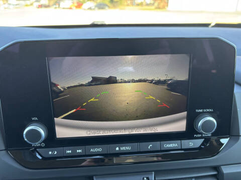 2025 Nissan Pathfinder S