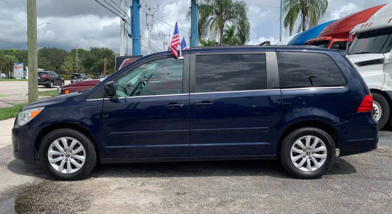 2014 Volkswagen Routan